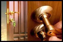 Golden Locksmith Services Jamaica, NY 718-709-0400 logo-image - abt-res-01